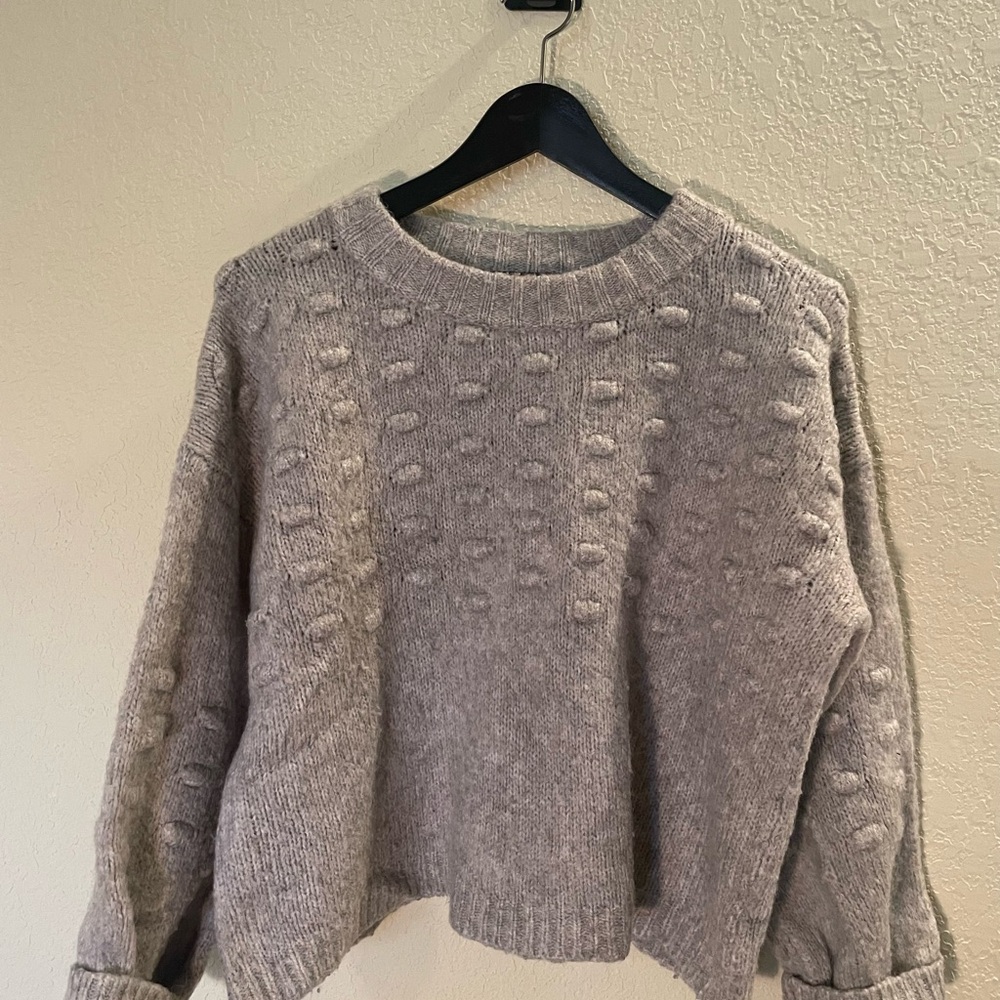 Kerisma Textured Gray Sweater